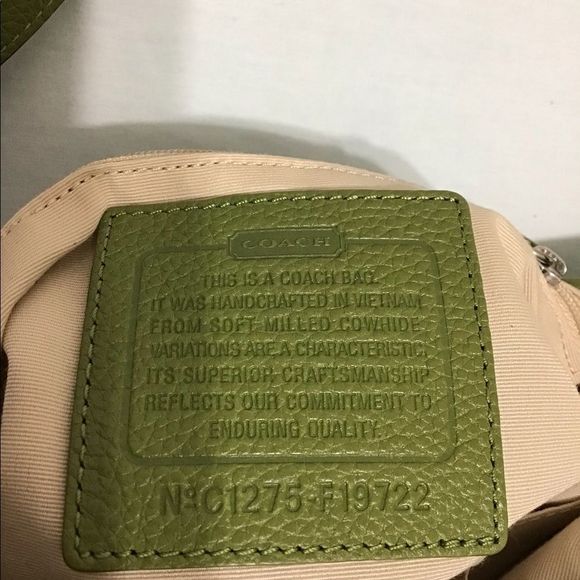 Coach Rare Green Leather Shoulder Crossbody Bag Good PreOwned Condition - Picture 5 of 13